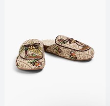 TORY BURCH T MONOGRAM CHARM NEEDLEPOINT SHEARLING MULE IN CHEETAH BUTTERMILK 5M