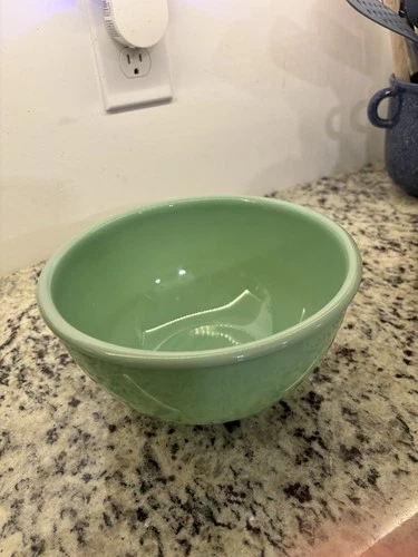 Anchor Hocking Fire King 2000 Jadeite 8" Mixing Bowl 1.5 Qt 1.5 L Rolled Rim