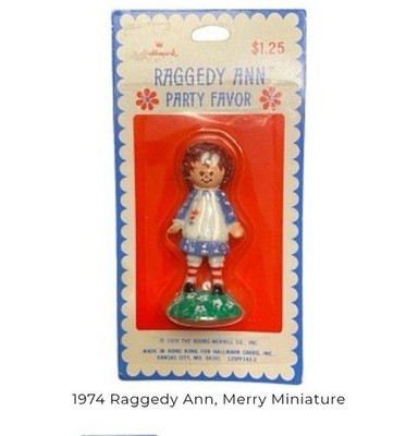 Hallmark Raggedy Ann Miniature Figurine Party Favor Vintage 1974 Collectible