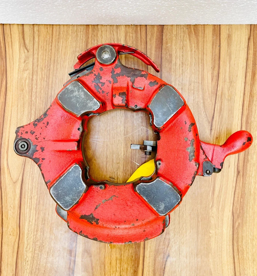 Ridgid Receding Die Head Pipe Threader/Threading Machine 2-½"-4" BSPT #3 - Image 2 of 4