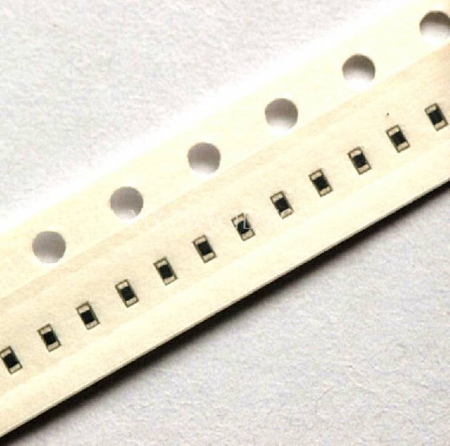 1000PCS 3.3M ohm Ω 335 5 1/16W SMD Chip Resistor 0402 (1005) 1mm×0.5mm