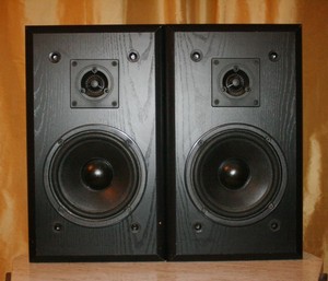 vintage klh speakers