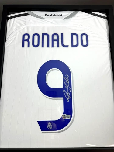 Ronaldo 'R9' Signed FRAMED Real Madrid Jersey Soccer (Beckett Witnessed)