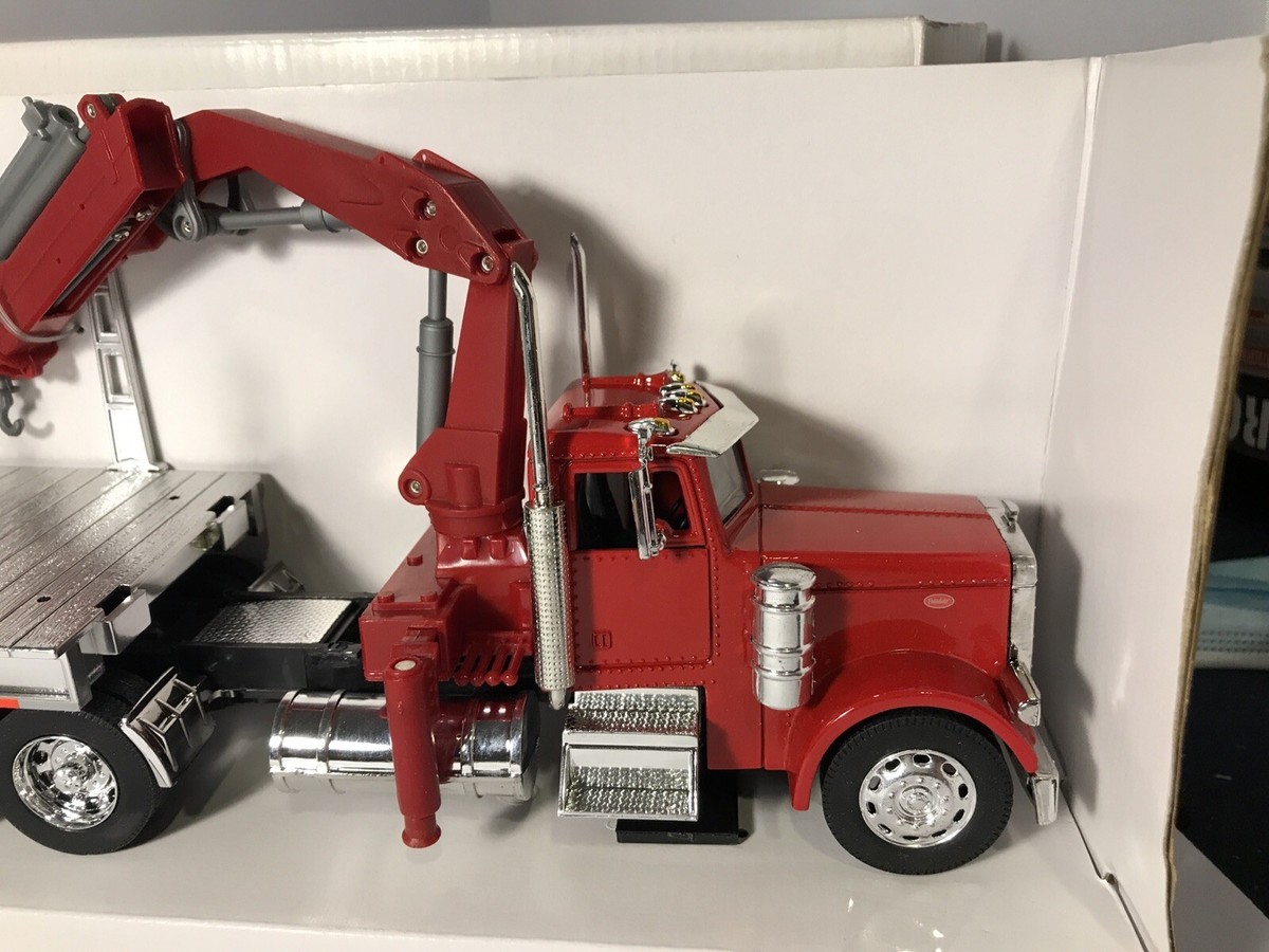 ピータービルトPeterbilt 379 トレーラー 1/32　ケンワース Amazon | NewRay 1/32スケール ピータービルトモデル379 空気