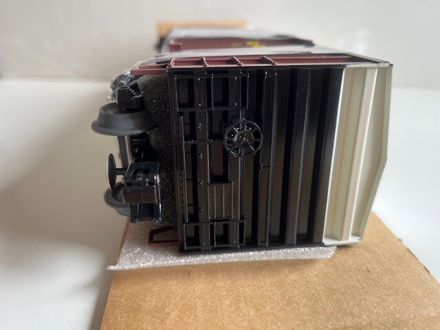 Picture 5 of 11