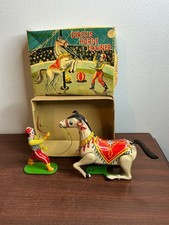 Vintage 1950's Kuramochi CK Circus Horse Trainer Wind-Up Litho Tin Toy Japan