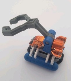 Galoob Micro Machines Set of 2 Attach Helicopter and Deep Sea Hunter Crane