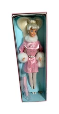 ❄️ Winter Dazzle Barbie 💗 1997 General Mills Special Edition – NRFB ✨