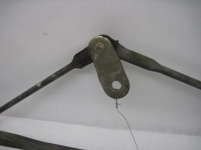 LIMPIAPARABRISAS TRANSMISIÓN MAZDA 6 2003 03 2004 04 2005 05 822371 Foto 3 de 4