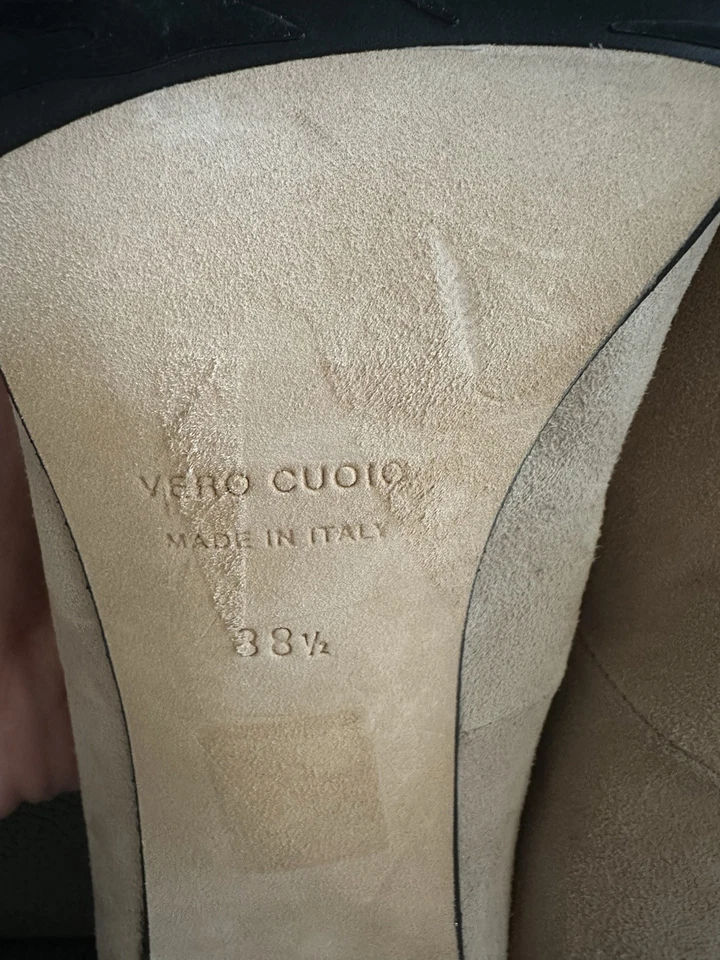 Женские замшевые туфли-лодочки Taryn Rose сделано в Италии 7,5 - Изображение 2 из 4