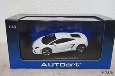 Autoart Lamborghini Gallardo LP560-4 1/43  white 584207