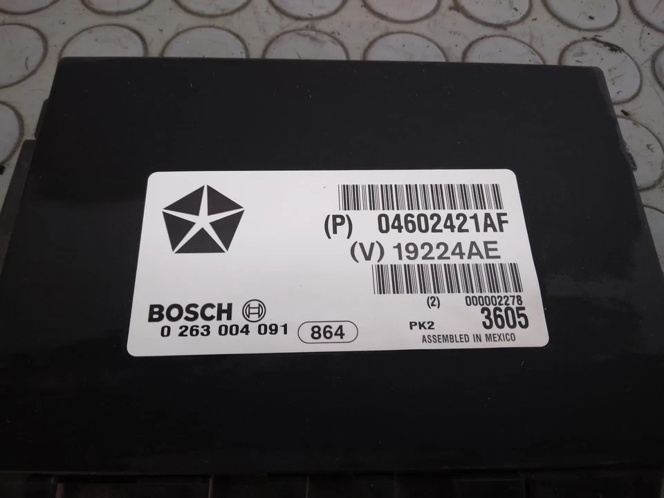 13565 Centralina sensori di parcheggio Chrysler 300 C dal 2004 al 2011 cod 02630 - Immagine 2 di 3