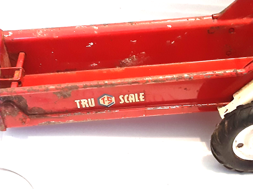 Tru Scale Manure Spreader 1:16 Pressed Steel Implement Farm Toy Red 1960s.. READ - Picture 3 of 12