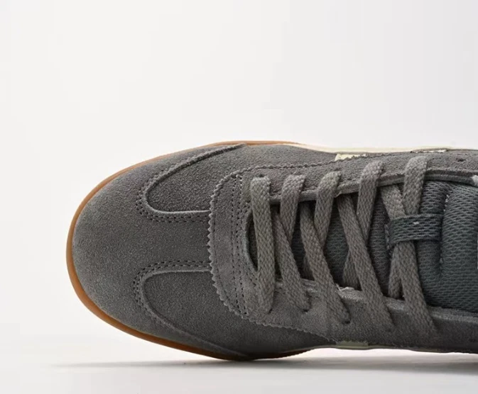 2024 Unisex Asics Onitsuka Tiger Tokuten Sneakers: Brand New
