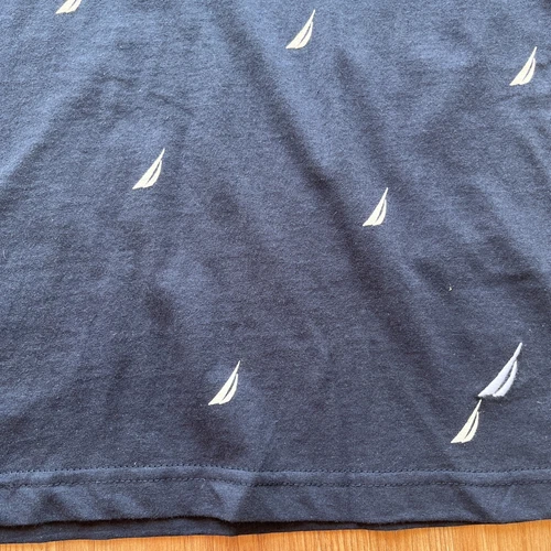Nautica Men's T-Shirt Size Medium Navy Blue All Over Logo Print Crew Neck NEW image 2