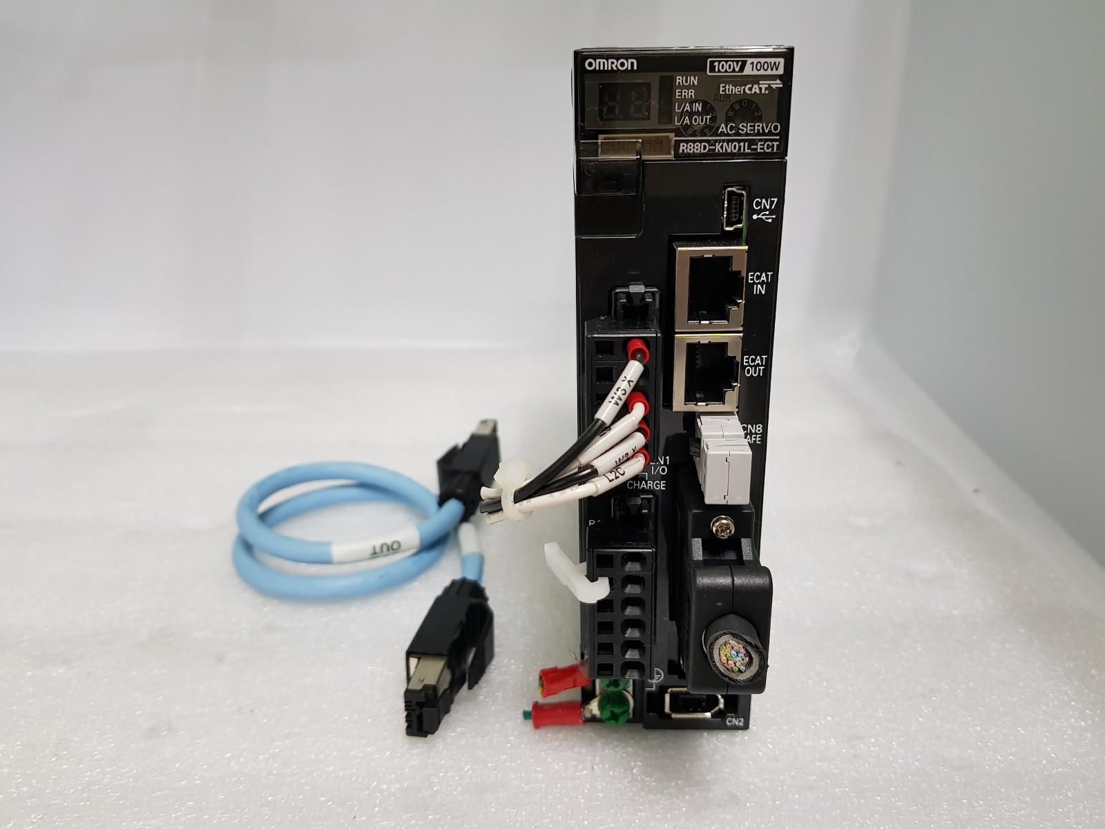 OMRON SERVO DRIVER R88D-KN01L-ECT