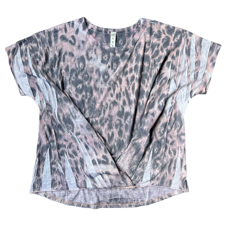 Camisa Tryst para mujer Top grande estampado de leopardo dobladillo torcido manga corta cuello redondo L Foto 3 de 4