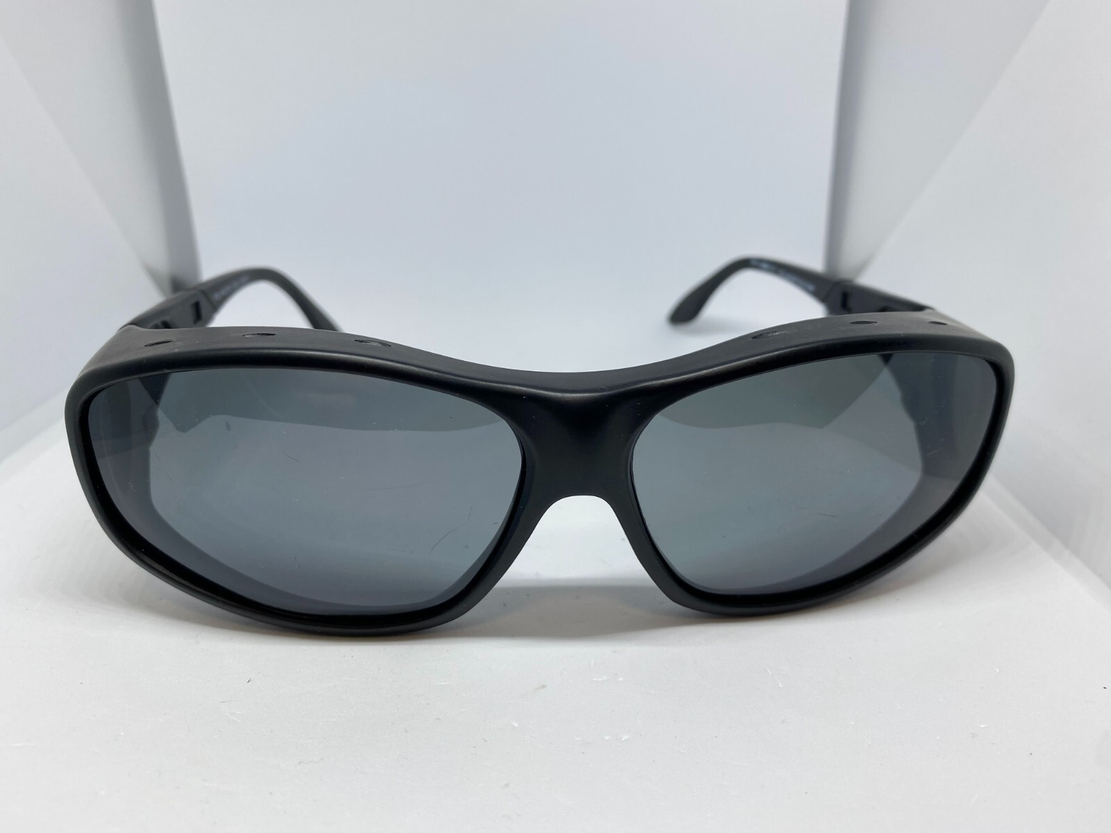 POLAR OPTICS Sunglasses Black Matte Frame Polarized… Gem