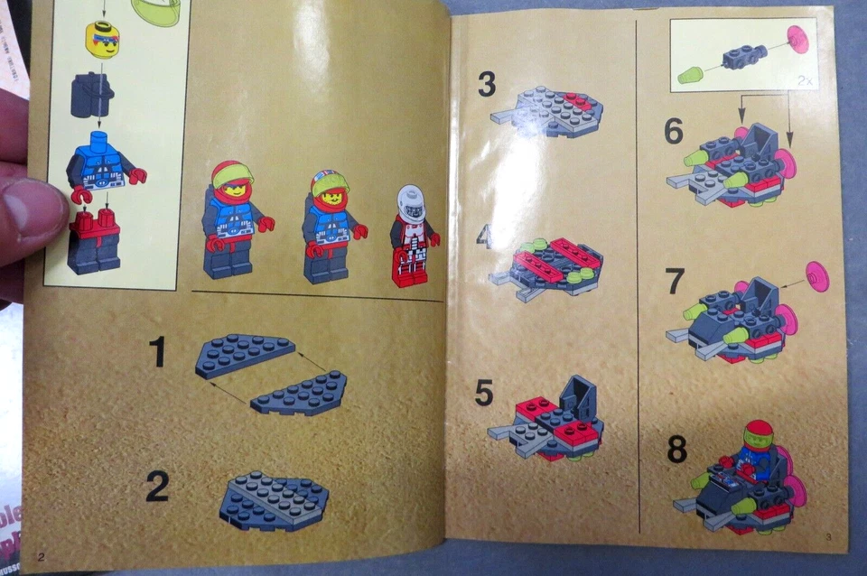 LEGO Manuale di Istruzioni 6949 SYSTEM Space Robo-Guardian 1994 - Immagine 3 di 4