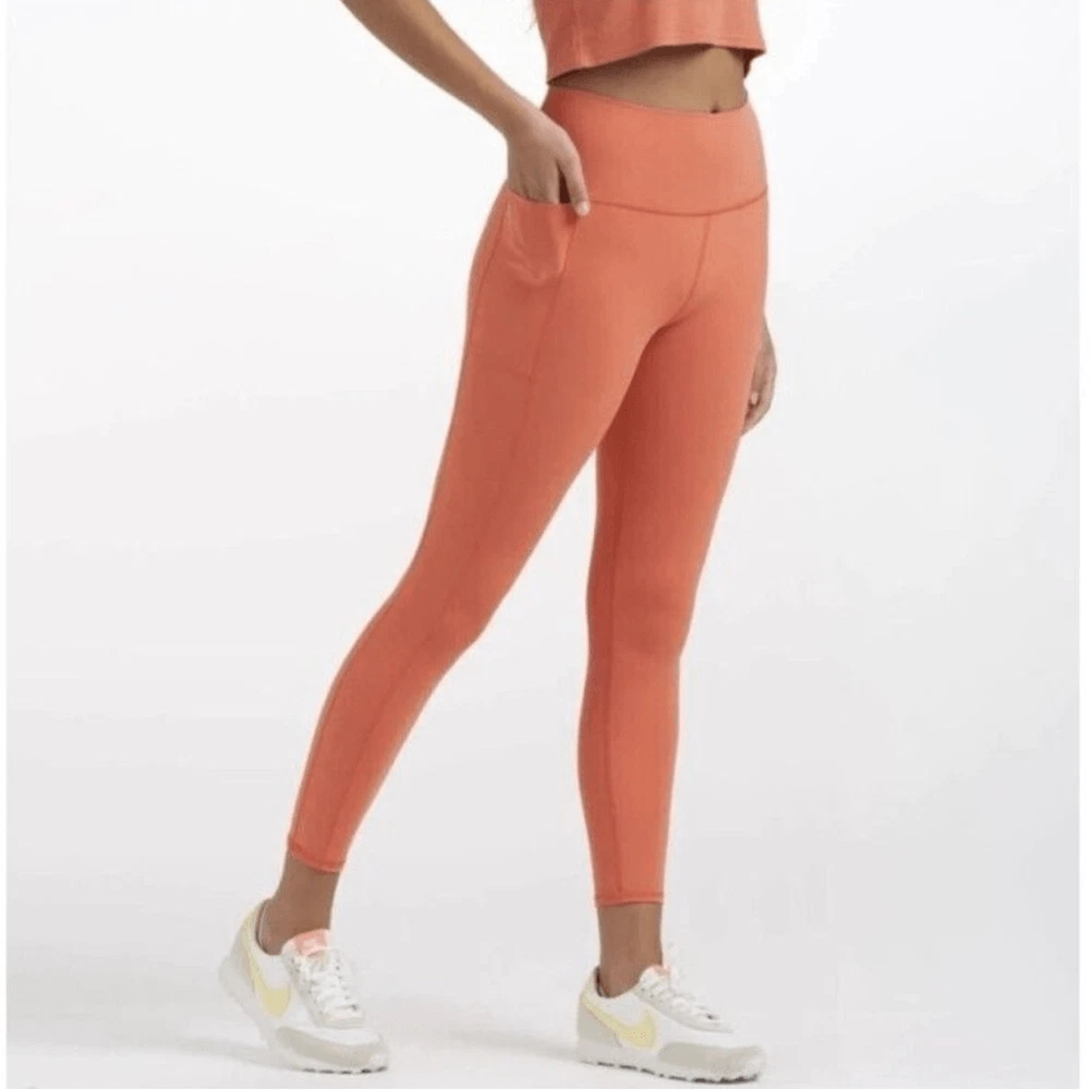 vuori studio pocket leggings