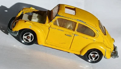 MAJORETTE vw cox käfer Coccinelle Volkswagen 1302 202 bumblebee voiture 1:60 car - Photo 1/4