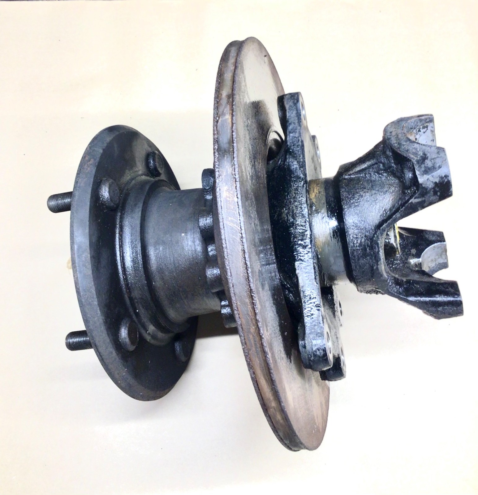1966-80Rolls Royce Silver Shadow Wraith II Rear Right Side Rotor & Hub (2 $600)