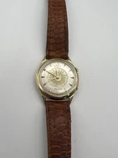 1958 Le Coultre Memovox Rare Vintage Wristwatch 14k Gold Case 17 Jewel Wind Mov.