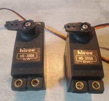 Lot de 2 Servos HITEC HS 300A CW testés OK