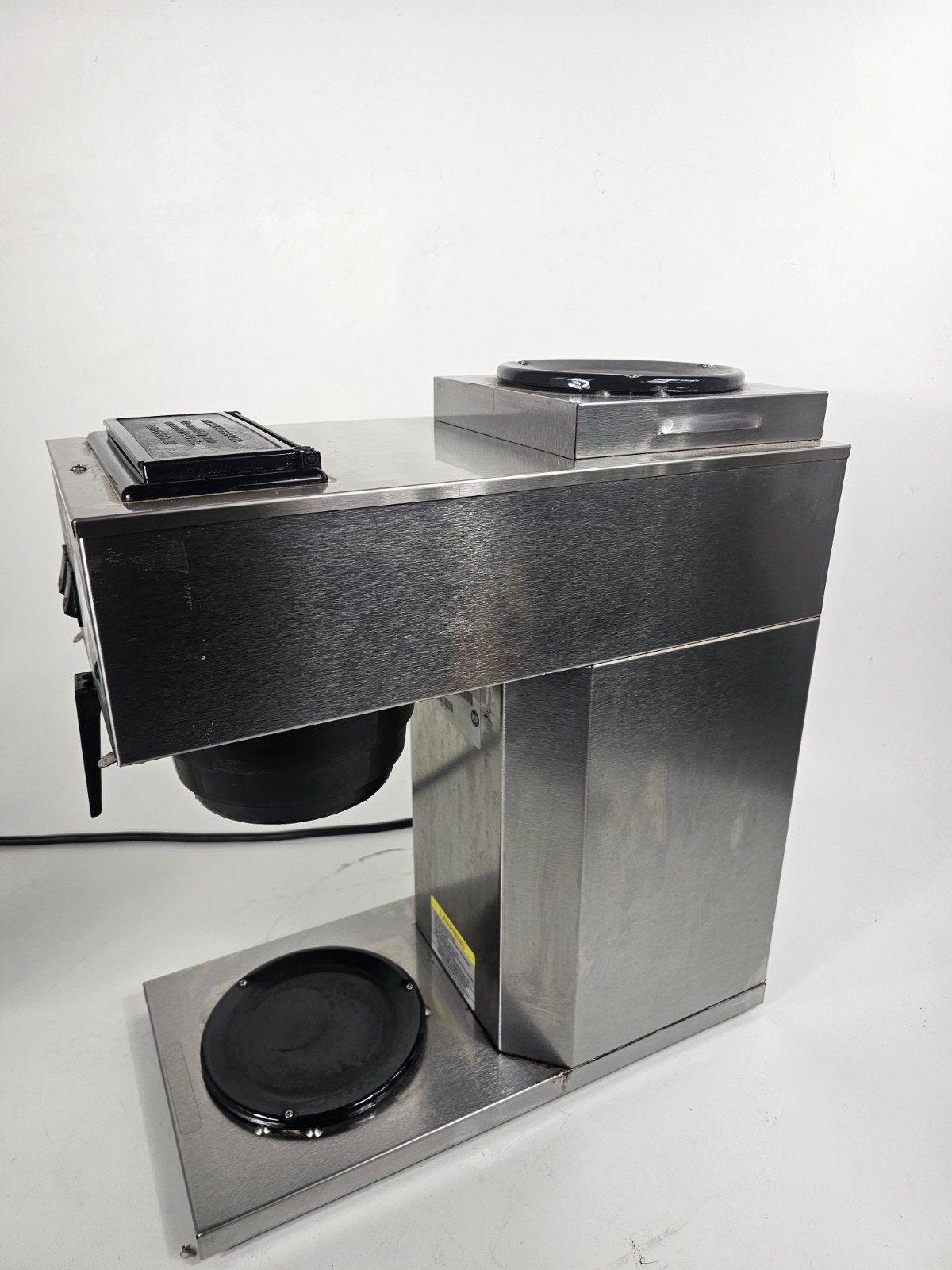 NEWCO Commercial Restaurant Coffee Maker Model AK-2 with Top Warmer