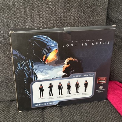 LOST IN SPACE 2-Pack of Action Figures - Will Robinson and Robot
