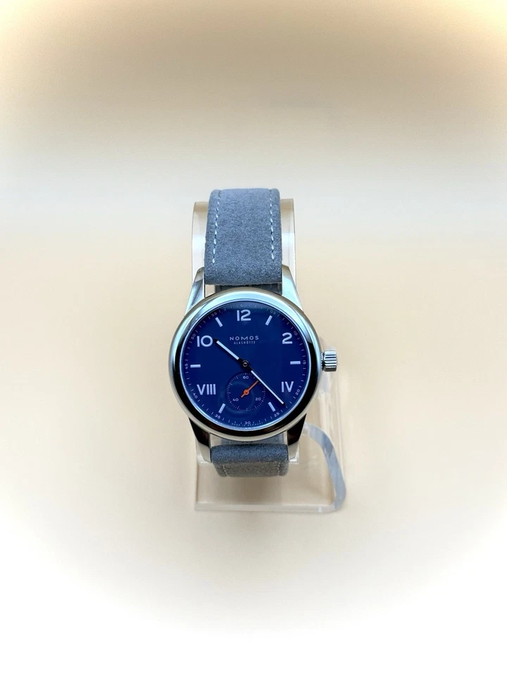 NOMOS Glashutte Club Campus 36 Cielo Nocturno Foto 2 de 4