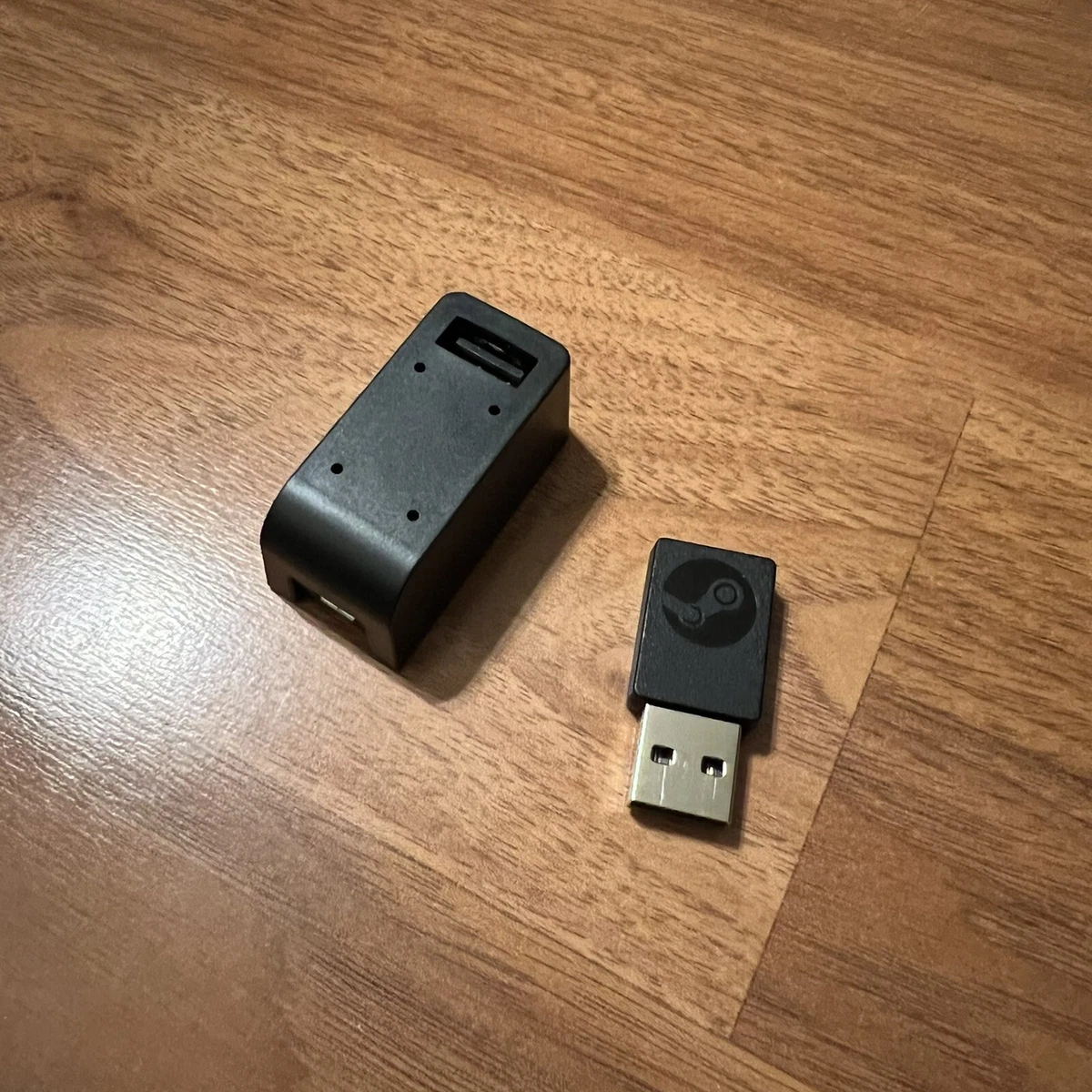 Valve Steam Controller With Dongle. PC Gaming. Great condition! Ships