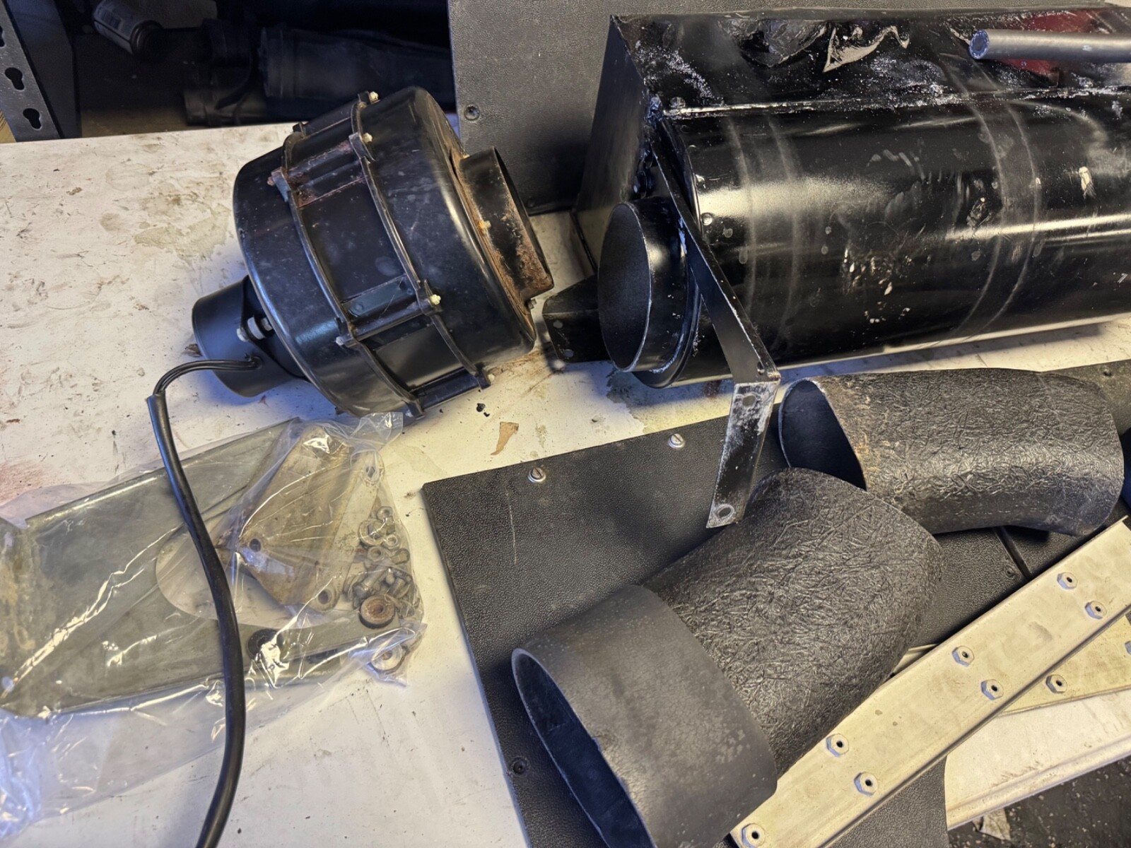 Rolls Royce rear AC unit