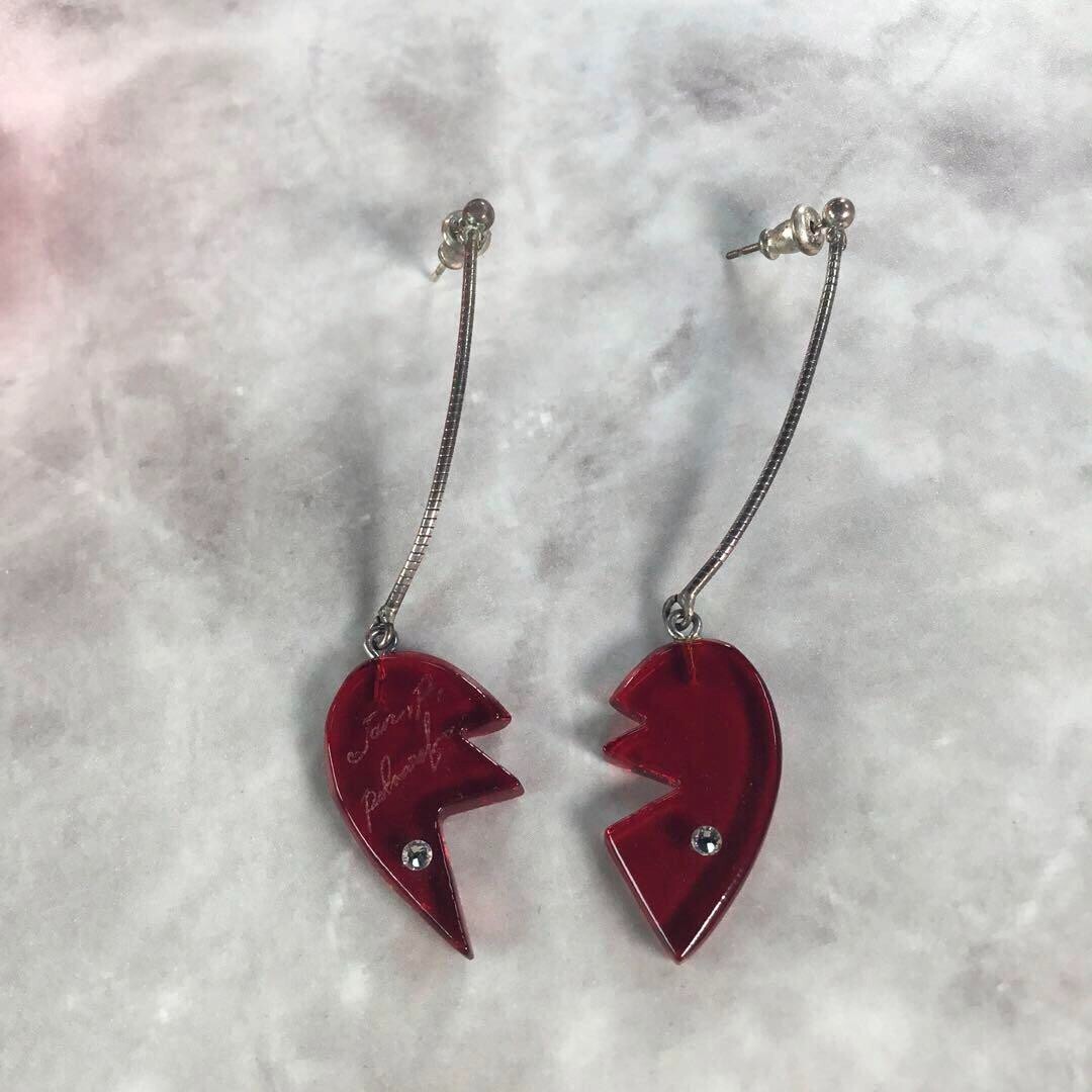 JoJo's Bizarre Adventure Golden Wind Polnareff Heart Earrings