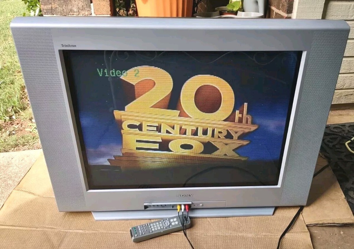 Sony Trinitron KV-32FS100 32” CRT TV RetroGaming Television Sony Trinitron KV-32FS100 32” CRT TV RetroGaming Television