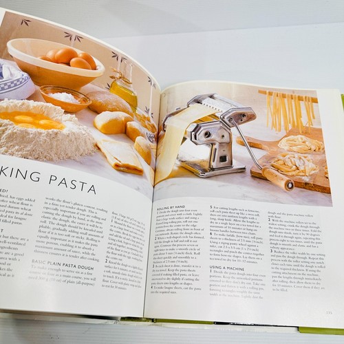 1001 Essential Recipes Cookbook Classic Recipes For Every Occasion - Hardcover - Picture 3 of 13