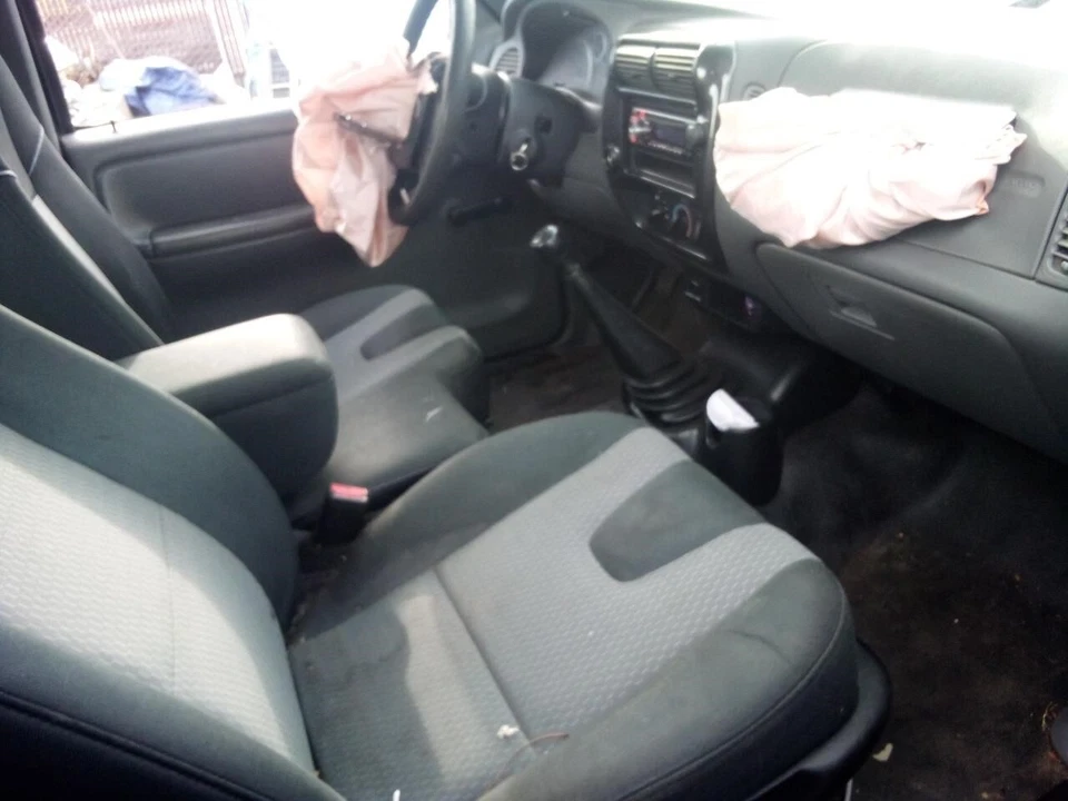 Used Front Suspension Stabilizer Bar fits: 2005 Mazda B-2300 Front coil spring s Foto 4 de 4