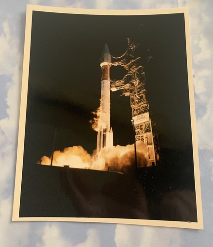Official Air Force Photo - Lockheed Martin Atlas IIAS Launch Vehicle - Galaxy