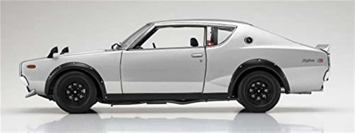 Kyosho Original 1/18 Nissan Skyline 2000 GT-R (KPGC110) Silver