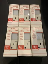 6x Night Light with Single 15A Tamper-Resistant Outlet Light Almond NTL81TRLACC6