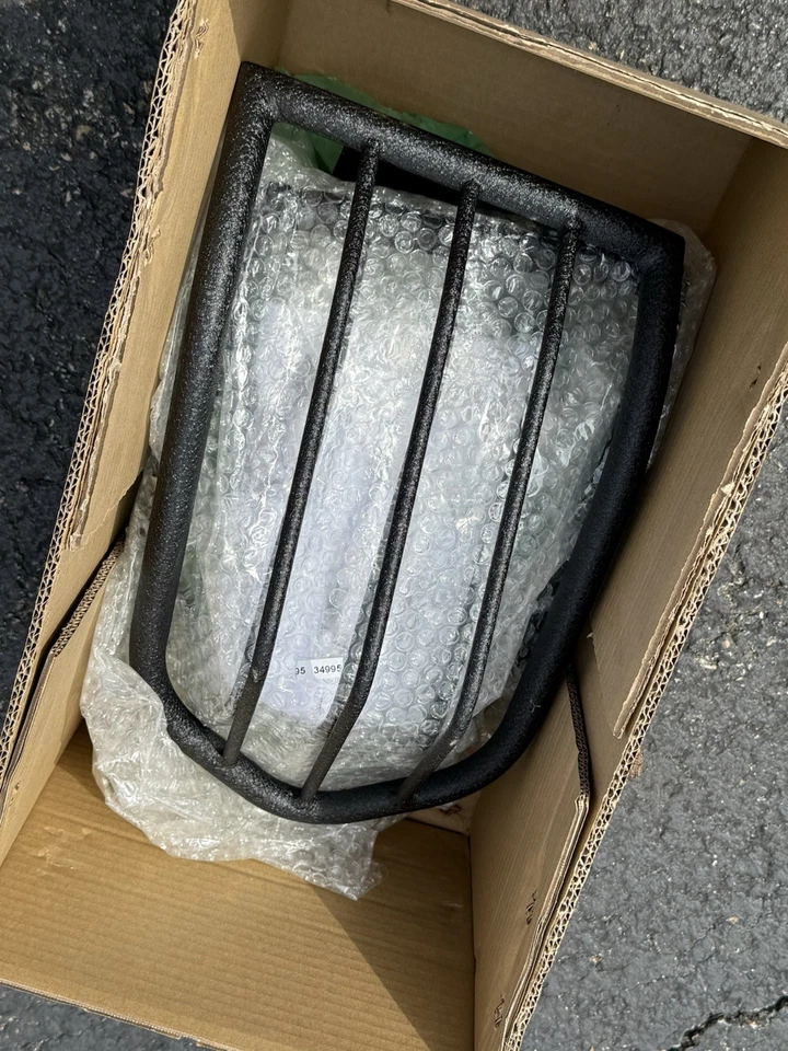 Protector de lámpara de luz trasera de acero para Toyota FJ Cruiser 2007-2014 Foto 2 de 4