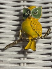Vintage WEISS Enamel & Rhinestones Owl Brooch Pin Yellow and Green.  Green Eyes