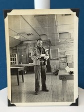 US Army Soldier in Work Barracks WWII Era VTG 1941 Photo 80