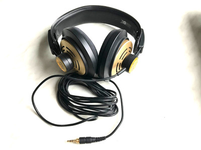 AKG K 121 Studio - Kopfhörer