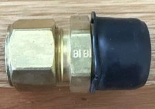 Parker 10-12 FBZ-B 3/4" X 5/8" Cpi X Mnpt B Male Connector