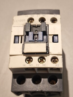 Telemecanique Leistungsschütz LC1D25P7 contactor 1NO + 1NC 40A 230VAC Schütz