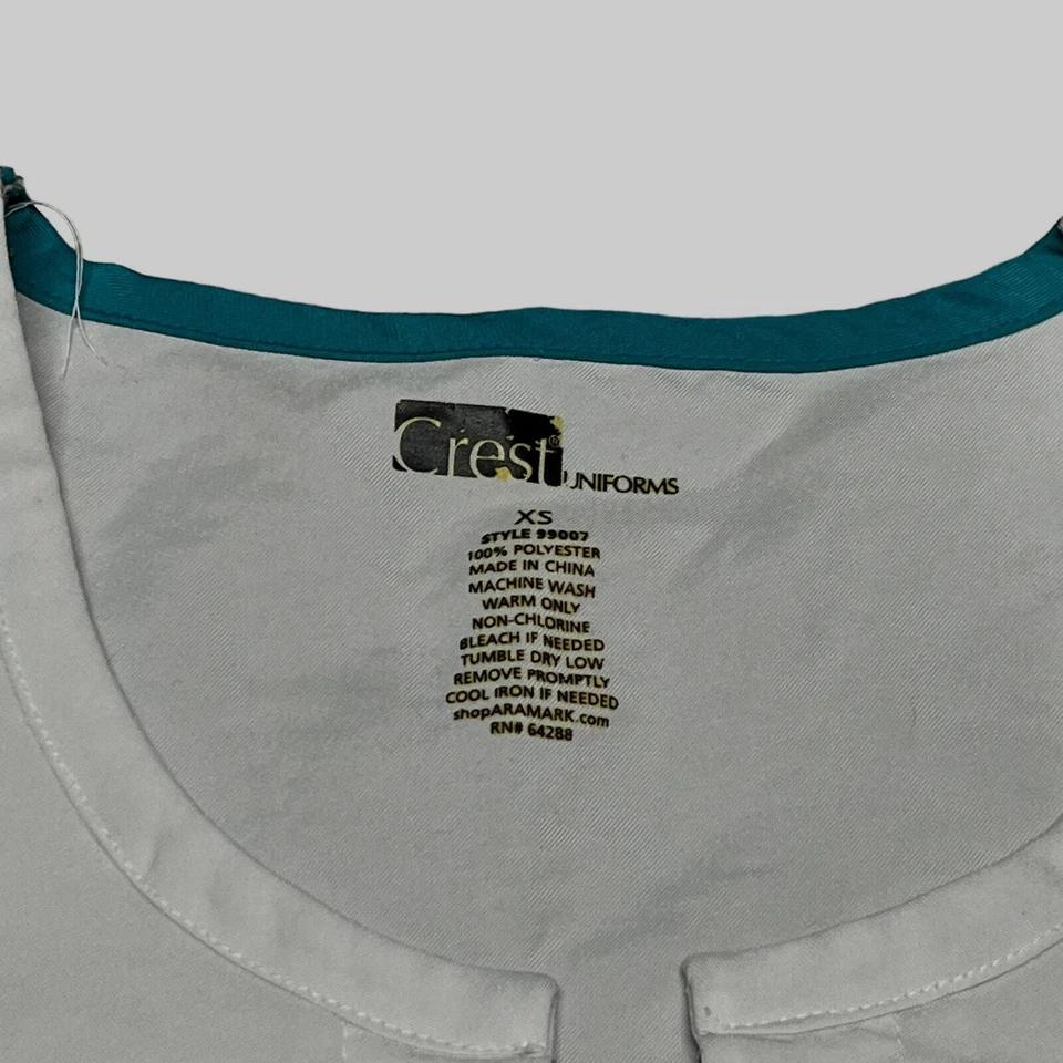 Women's Crest Uniforms Size XS White Scrub Top Double Pockets Split Collar - Image 2 of 4