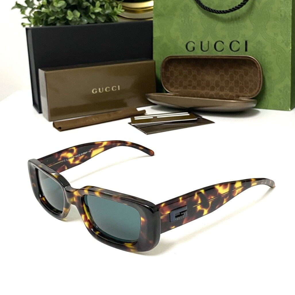 Authentic Vintage 90s Gucci GG 2409/N/S Square Tortoiseshell