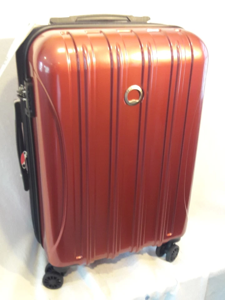 DELSEY Paris Helium Aero Hardside Expandable suitcase with Spinner Wheels, 19 in - Image 2 of 4