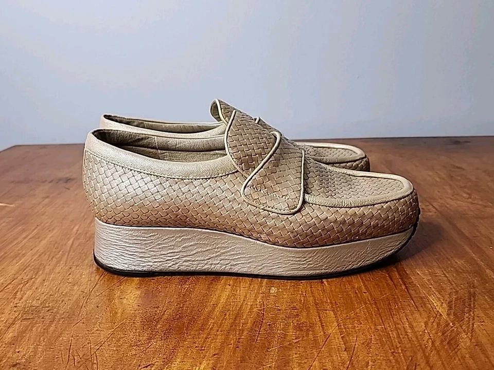 Vintage Stephane Kelian Women Leather Basket Weave Slip On Loafers Gold 9.5 B - Image 2 of 4